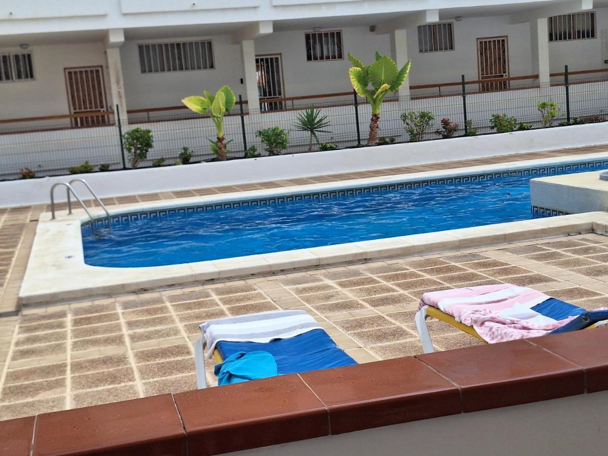 Апартаменты Parque Margarita, Terraza Vista Piscina Лос Кристианос Экстерьер фото