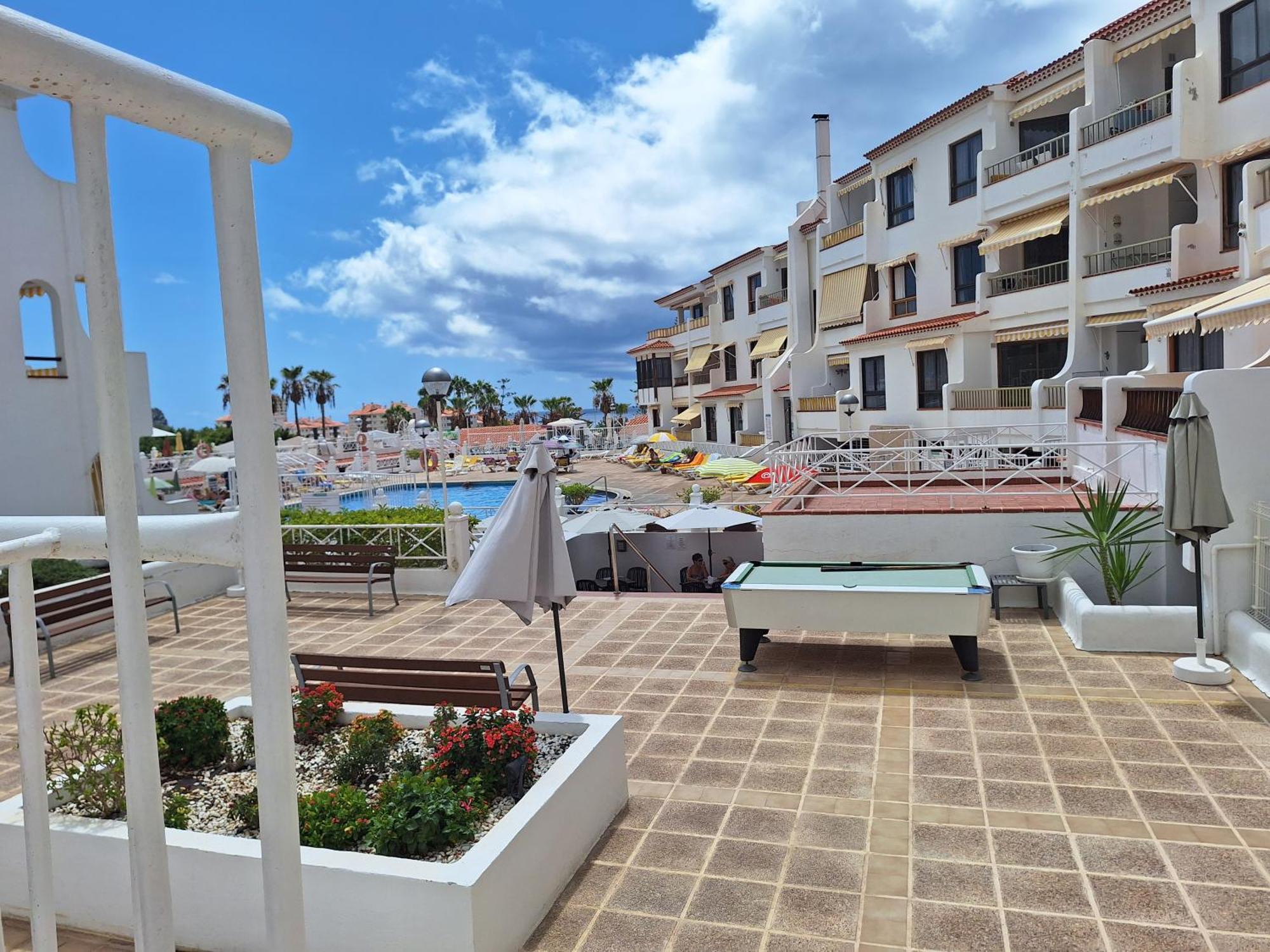 Апартаменты Parque Margarita, Terraza Vista Piscina Лос Кристианос Экстерьер фото